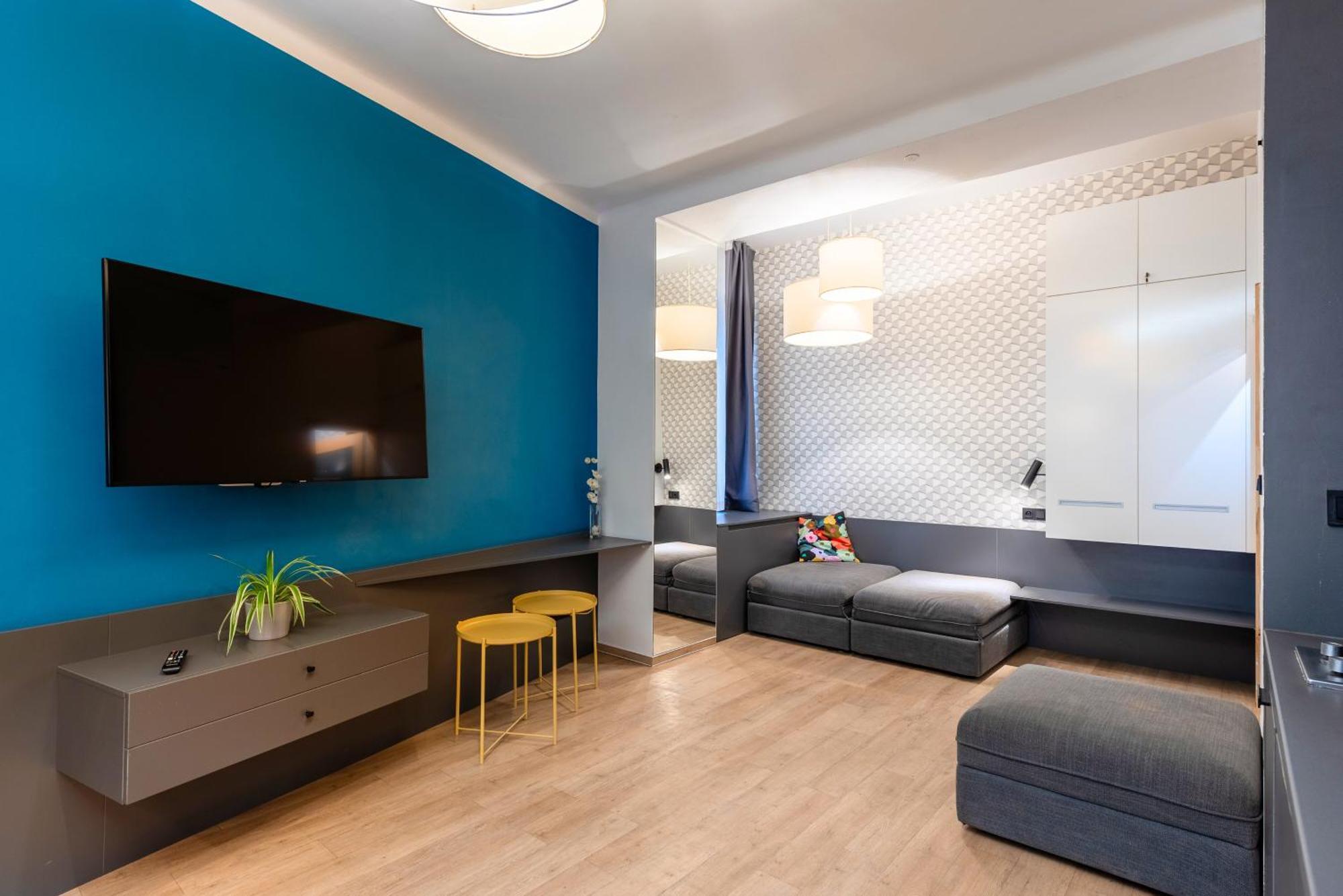 Lighthouse Apartment Прага Екстериор снимка