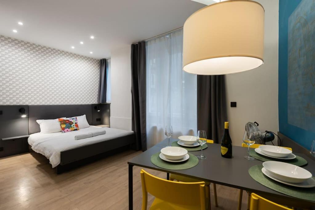 Lighthouse Apartment Прага Екстериор снимка