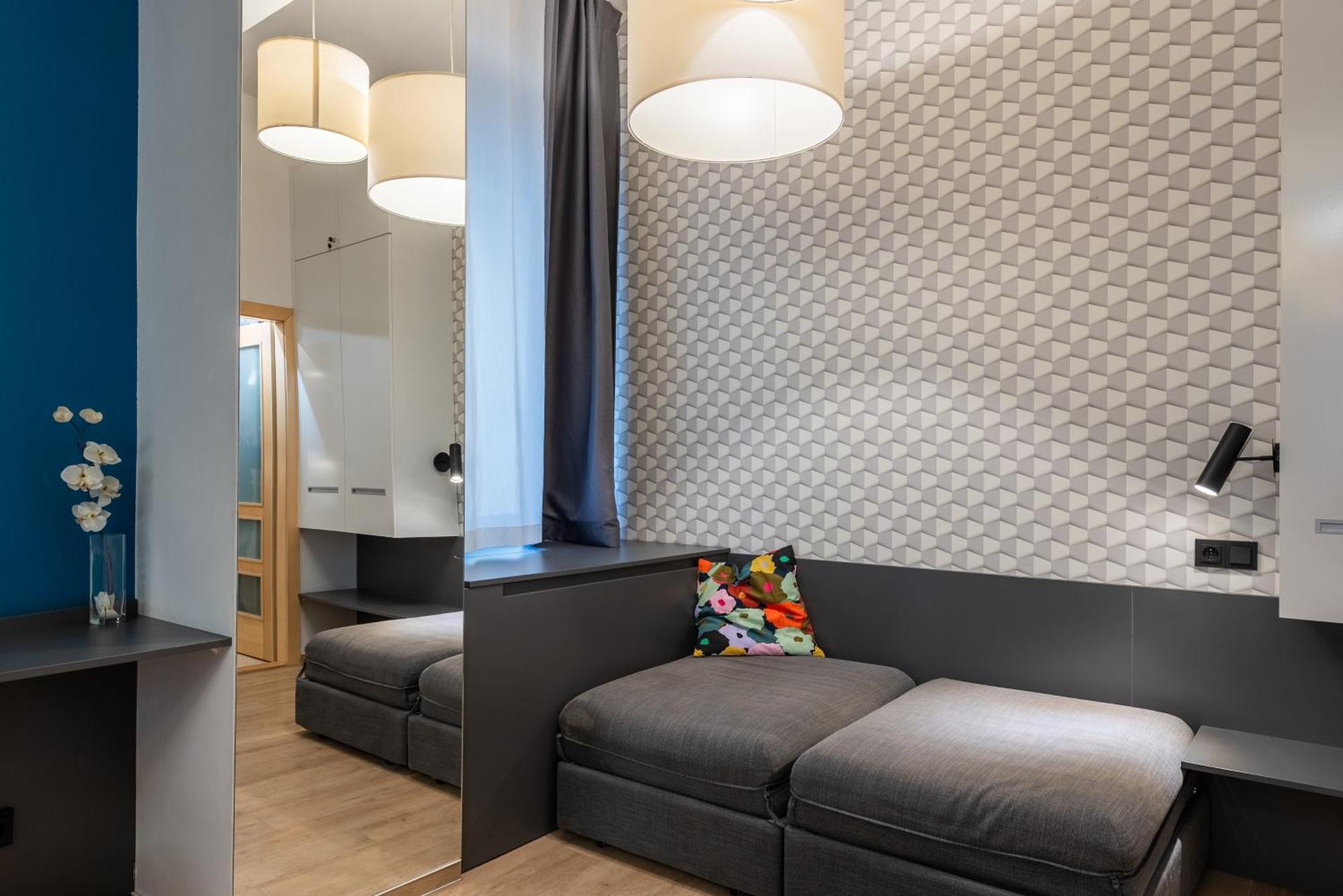 Lighthouse Apartment Прага Екстериор снимка
